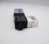 3V210-08  DC24V